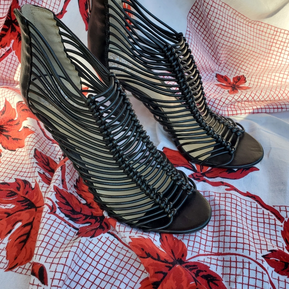 NWOT Vince Camuto Leather Caged Heels